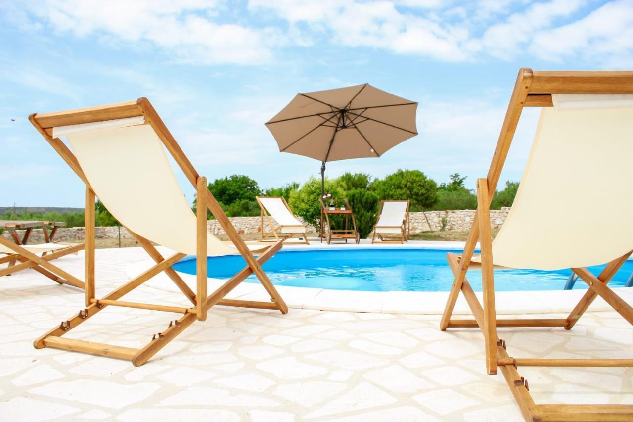 Villa Stone Pearl With Heated Swimming Pool Sveti Filip i Jakov Extérieur photo