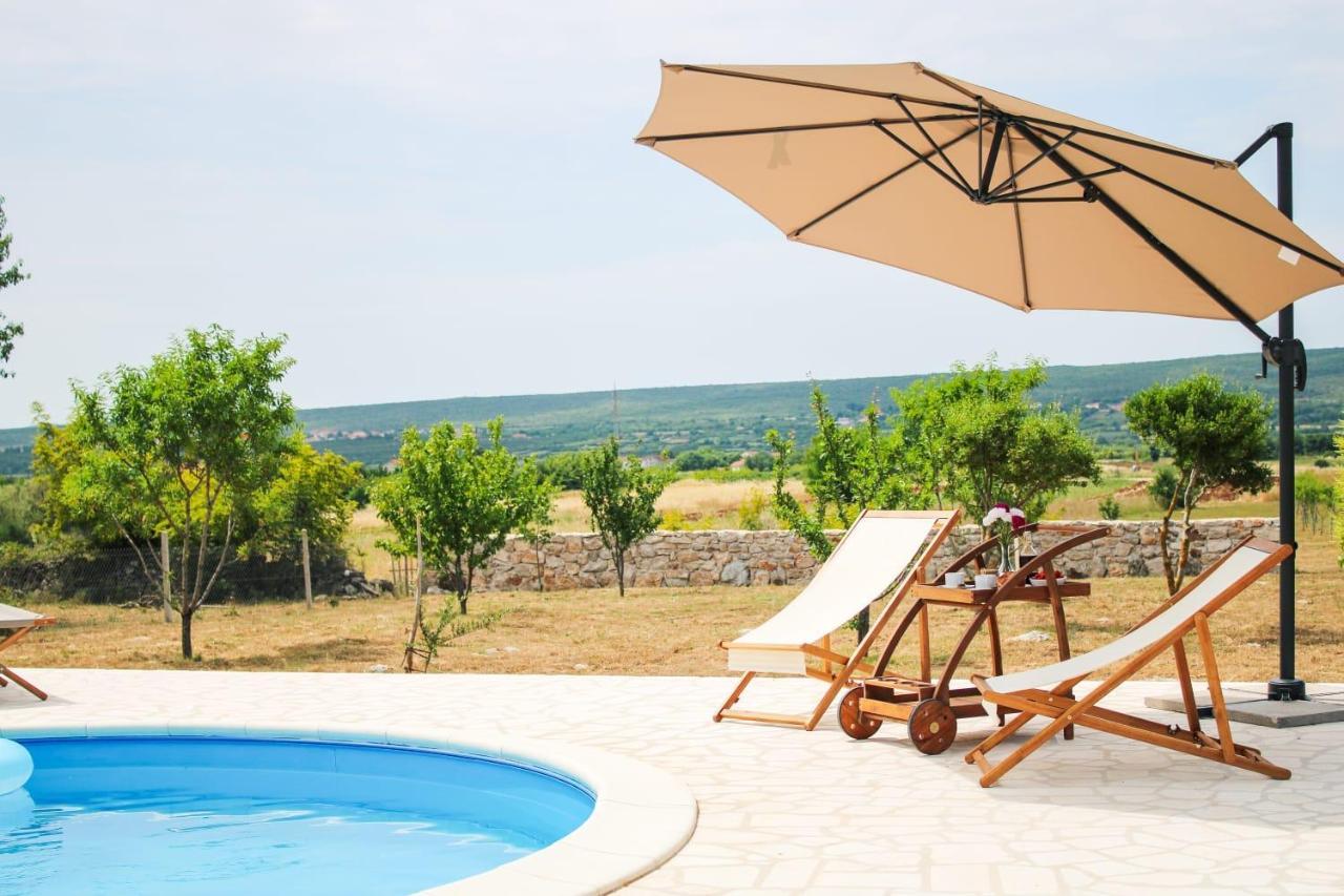 Villa Stone Pearl With Heated Swimming Pool Sveti Filip i Jakov Extérieur photo