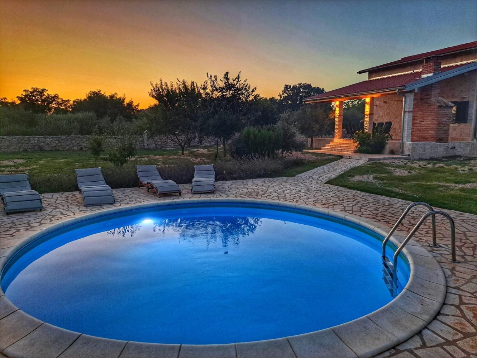 Villa Stone Pearl With Heated Swimming Pool Sveti Filip i Jakov Extérieur photo